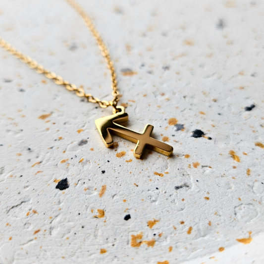 Ketting van goldplated stainless steel met sterrenbeeld boogschutter