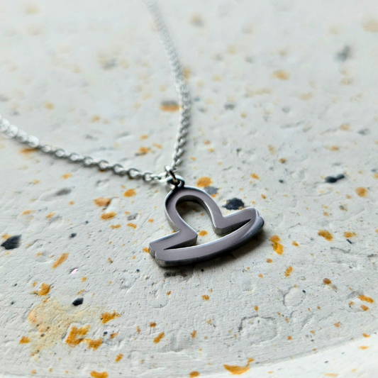 Ketting gemaakt van stainless steel met sterrenbeeld weegschaal